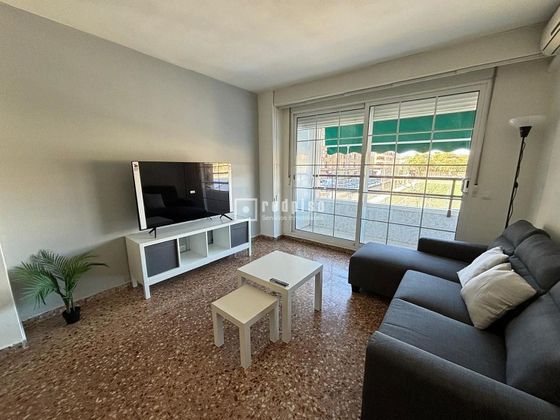 Foto 2 de Piso en alquiler en La Malva-rosa de 3 habitaciones con terraza y balcón