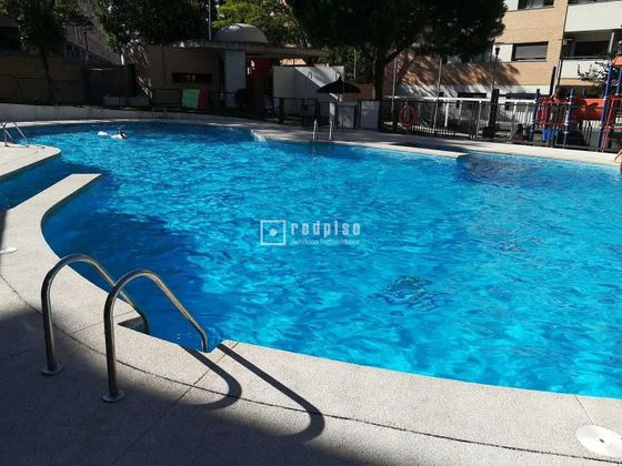 Foto 1 de Pis en venda a Rejas de 1 habitació amb piscina i garatge