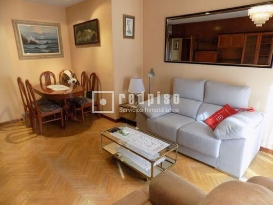 Foto 1 de Pis en venda a San Fermín de 3 habitacions amb garatge i aire acondicionat