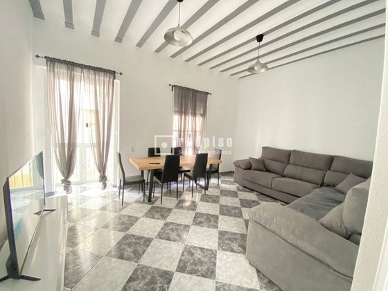 Foto 1 de Alquiler de piso en Mentidero - Teatro Falla - Alameda de 5 habitaciones con muebles