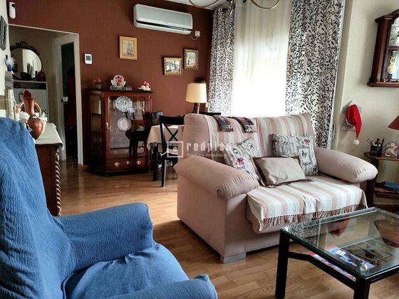 Foto 2 de Pis en venda a Opañel de 3 habitacions amb terrassa i aire acondicionat