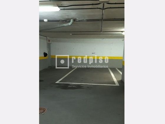 Foto 2 de Garaje en venta en Sanchinarro de 15 m²