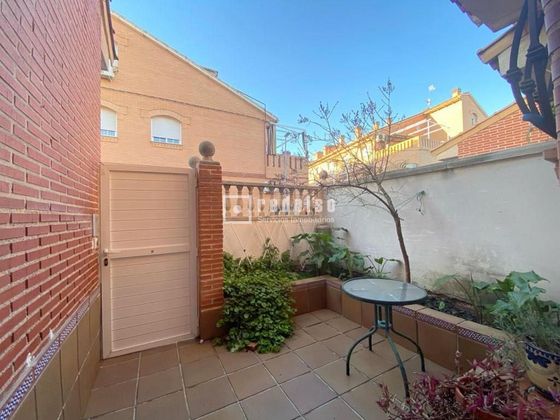 Foto 1 de Casa en venda a Yuncos de 3 habitacions amb terrassa i garatge