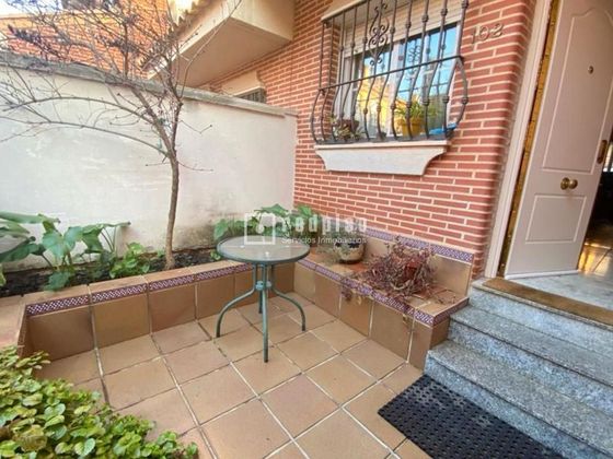 Foto 2 de Casa en venda a Yuncos de 3 habitacions amb terrassa i garatge