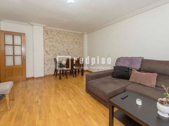 Foto 2 de Piso en venta en San José - Buenos Aires de 2 habitaciones con terraza y calefacción