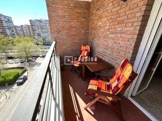 Foto 1 de Piso en alquiler en Peñagrande de 3 habitaciones con terraza y muebles