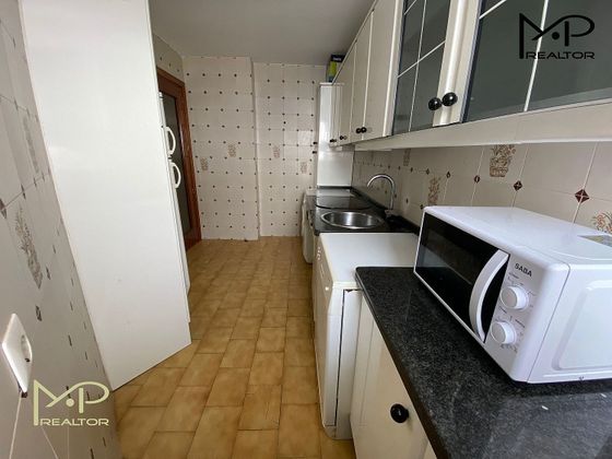 Foto 2 de Piso en alquiler en Montilla de 2 habitaciones con muebles y aire acondicionado