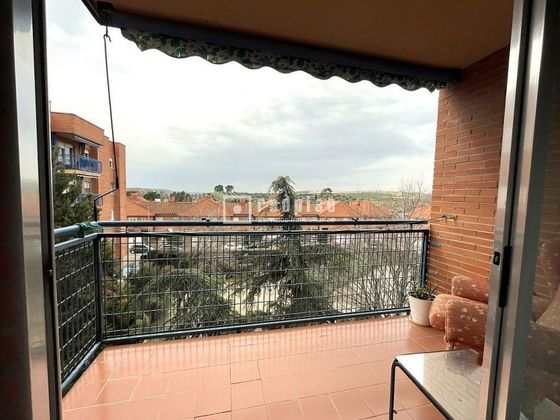 Foto 1 de Pis en venda a Rivas Urbanizaciones de 4 habitacions amb terrassa i jardí