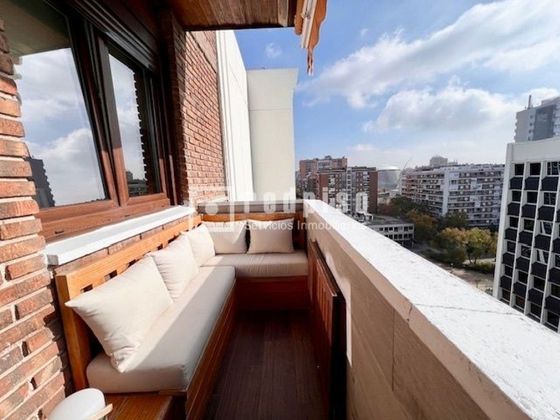 Foto 2 de Pis en venda a Cuatro Caminos de 2 habitacions amb terrassa i garatge