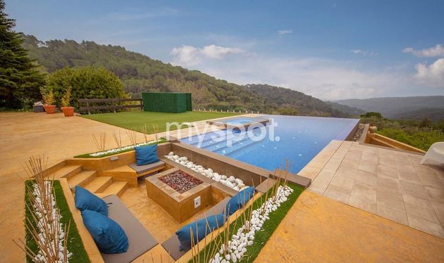 Foto 1 de Casa rural en venda a Bruc, El de 4 habitacions amb terrassa i piscina