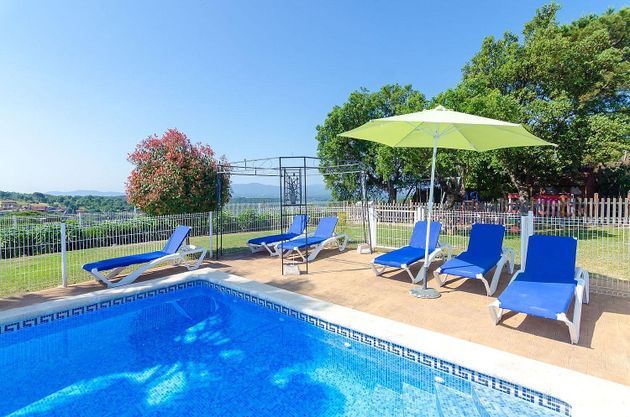 Foto 1 de Casa en venda a Mas Altaba-El Molí de 6 habitacions amb terrassa i piscina
