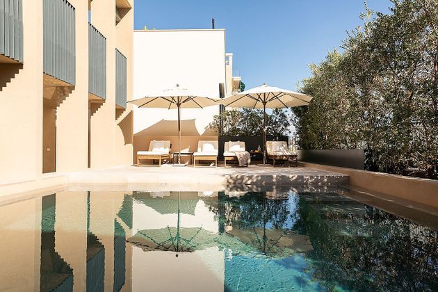 Foto 1 de Chalet en venta en El Terreno de 5 habitaciones con terraza y piscina