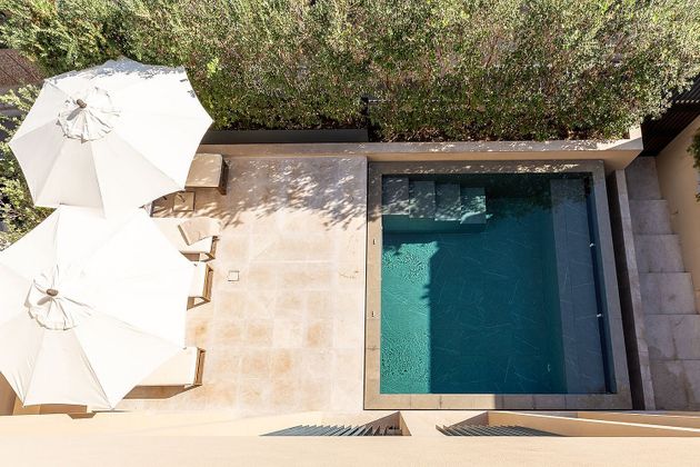 Foto 2 de Chalet en venta en El Terreno de 5 habitaciones con terraza y piscina