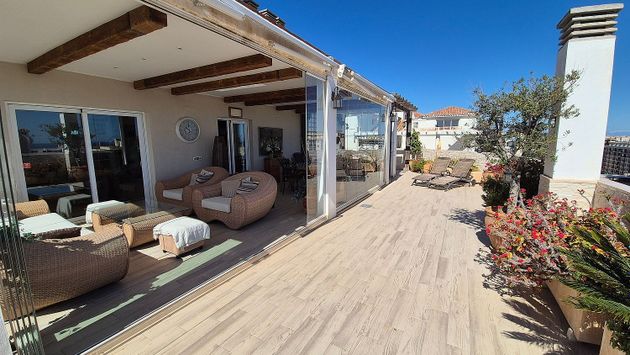 Foto 1 de Àtic en venda a Los Boliches de 3 habitacions amb terrassa i piscina