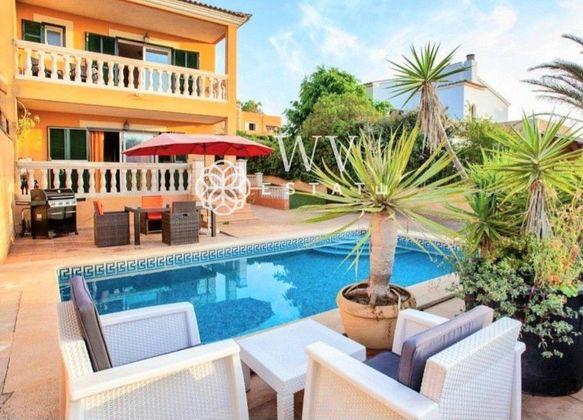 Foto 1 de Casa en venda a Pajaritos - Plaza de Toros de 3 habitacions amb terrassa i piscina