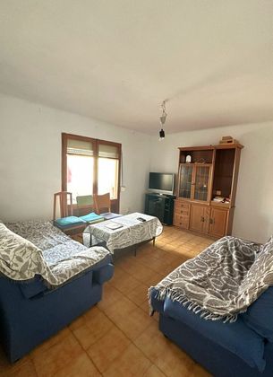 Foto 2 de Pis en venda a Cabanes (Girona) de 3 habitacions amb balcó