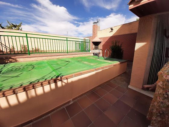 Foto 1 de Venta de casa en calle Fuente Arriba de 4 habitaciones con terraza y piscina