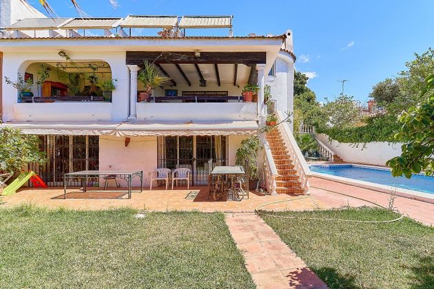 Foto 1 de Casa en venda a Casco Antiguo de 8 habitacions amb terrassa i piscina
