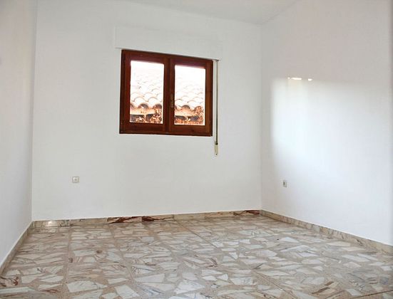 Foto 2 de Pis en venda a Zarzalejo de 5 habitacions amb terrassa
