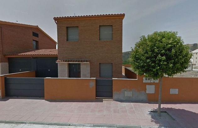 Foto 1 de Casa en venta en calle Tarragona de 3 habitaciones con terraza y garaje