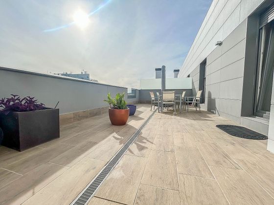 Foto 2 de Venta de ático en paseo De Europa de 3 habitaciones con terraza y piscina
