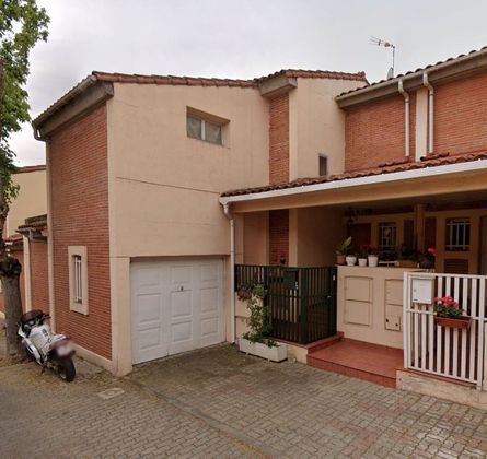 Foto 1 de Venta de casa en Aravaca de 3 habitaciones con terraza y garaje