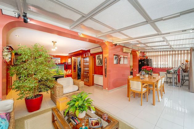 Foto 1 de Venta de casa adosada en Aravaca de 3 habitaciones con garaje y jardín