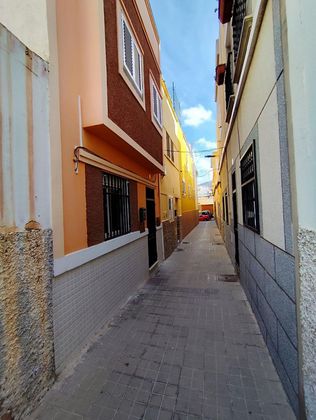 Foto 1 de Venta de edificio en calle Escorial de 100 m²