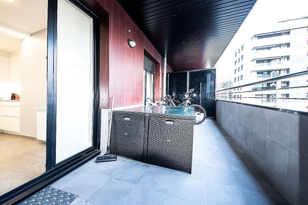 Foto 1 de Piso en venta en calle Larramendi de 3 habitaciones con terraza y ascensor