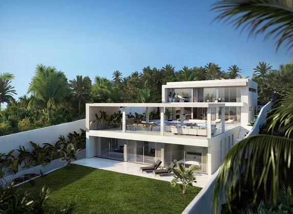 Foto 1 de Casa en venda a Marina Botafoc - Platja de Talamanca de 6 habitacions amb terrassa i piscina