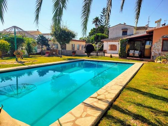 Foto 1 de Casa en venta en La Xara - La Sella - Jesús Pobre de 8 habitaciones con terraza y piscina