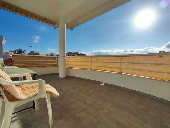 Foto 2 de Casa adosada en venta en Oliva Playa de 3 habitaciones con terraza y garaje