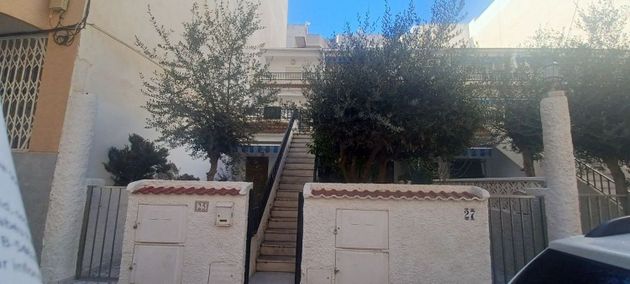 Foto 2 de Venta de dúplex en calle Goleta de 2 habitaciones con terraza y balcón