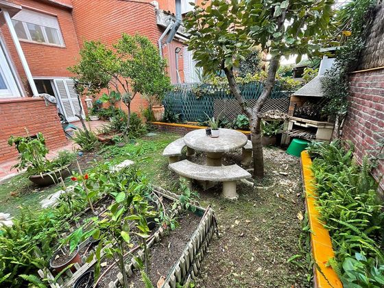 Foto 2 de Casa en venda a Marianao de 6 habitacions amb terrassa i jardí