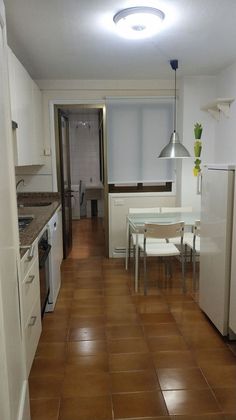 Foto 2 de Pis en venda a Zona Fernández Ladreda de 4 habitacions amb terrassa i garatge