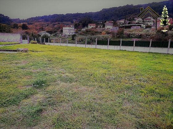 Foto 1 de Venta de terreno en Moaña de 500 m²