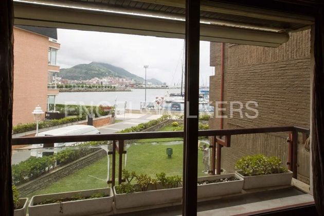 Foto 2 de Venta de piso en Las Arenas Centro de 4 habitaciones con terraza y piscina