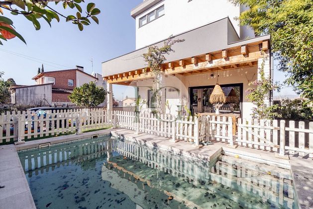 Foto 1 de Casa en venda a Mira-sol de 5 habitacions amb piscina i garatge
