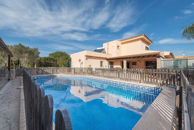 Foto 2 de Venta de casa en Felanitx de 4 habitaciones con terraza y piscina
