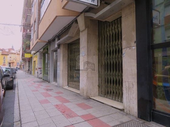 Foto 2 de Alquiler de local en calle De Daoíz y Velarde de 114 m²
