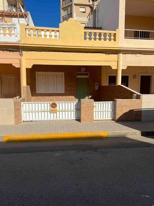 Foto 1 de Casa en lloguer a calle Verge de Sales El Perelló Sueca de 4 habitacions amb terrassa i mobles