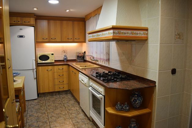 Foto 2 de Piso en venta en La Malva-rosa de 4 habitaciones con garaje y aire acondicionado