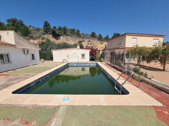 Foto 2 de Xalet en venda a Vilamarxant de 3 habitacions amb terrassa i piscina