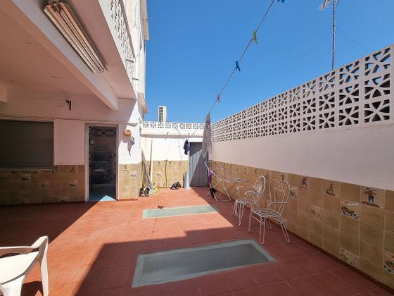 Foto 2 de Pis en venda a Montroy de 4 habitacions amb terrassa i balcó