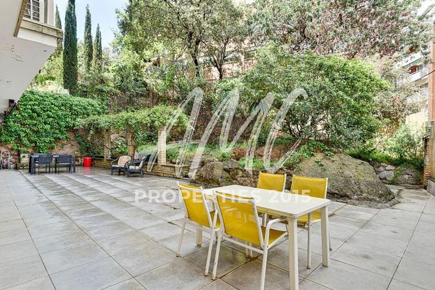Foto 2 de Piso en venta en Sant Gervasi - Galvany de 6 habitaciones con terraza y jardín
