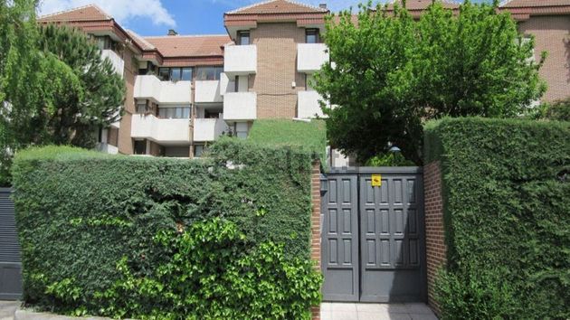 Foto 2 de Dúplex en venda a calle De la Cornisa de 4 habitacions amb piscina i garatge