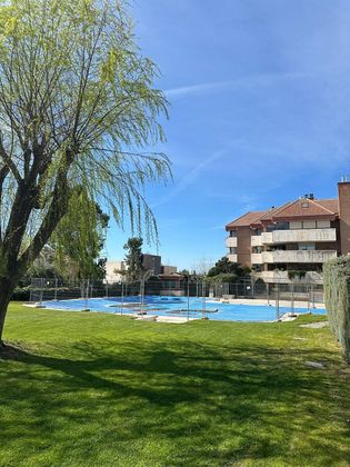 Foto 1 de Dúplex en venda a calle De la Cornisa de 4 habitacions amb piscina i garatge