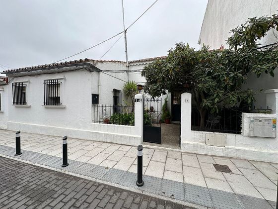 Foto 1 de Casa en venta en calle Agustín Lara de 4 habitaciones con terraza y jardín
