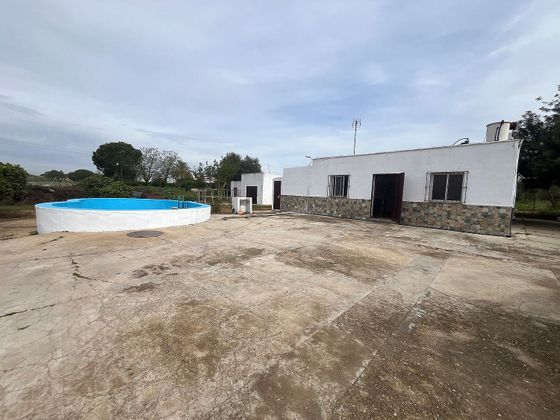 Foto 1 de Venta de terreno en Coria del Río de 1560 m²