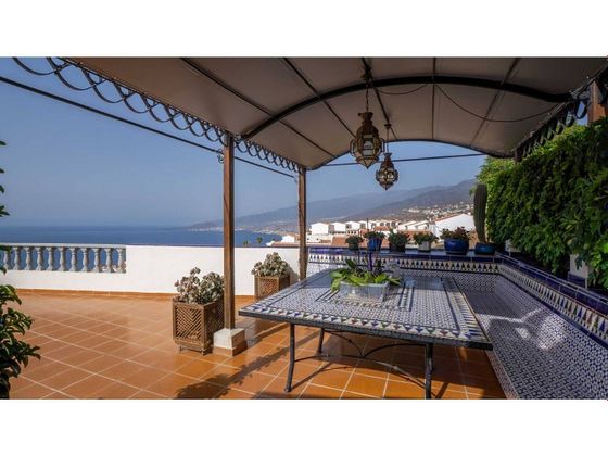 Foto 2 de Casa en venda a calle Cortés de 5 habitacions amb terrassa i piscina